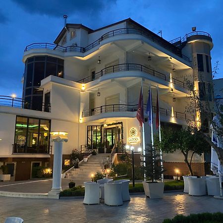 Garden Boutique Hotel Elbasan Buitenkant foto