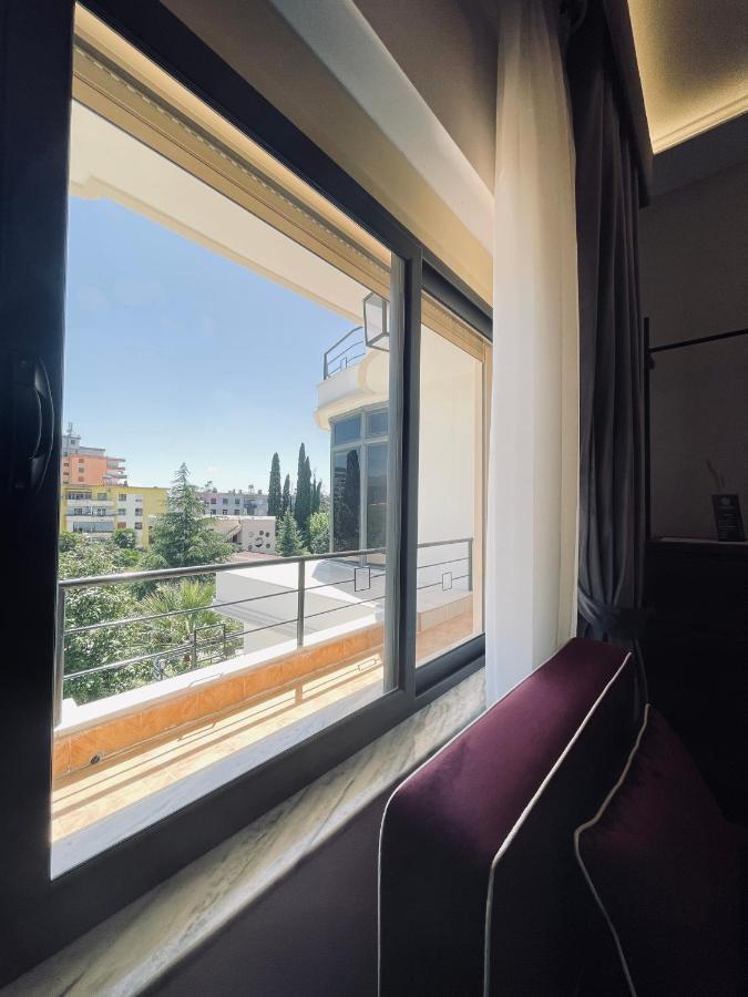 Garden Boutique Hotel Elbasan Buitenkant foto